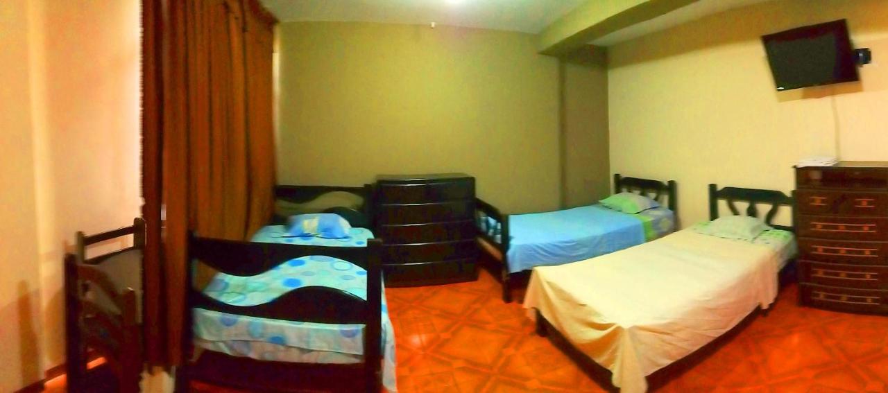 Hospedaje Residencial Santa Ines Trujillo Exterior foto